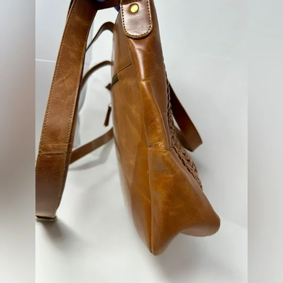 High Noon — The Blake tote/shoulder bag handcrafted buffalo leather - Picture 6 of 12